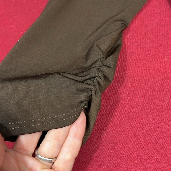 XL BROWN WRAP top DRESS FLATTERING stretchy knit wide neck midi 3/4 Slv slinky - Picture 14 of 14